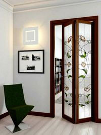 Двери гармошка с витражным декором Томск